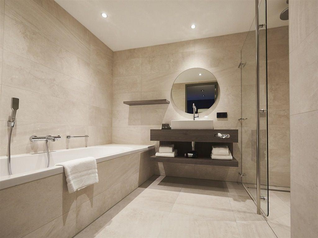 Der Valk Hotel 4*