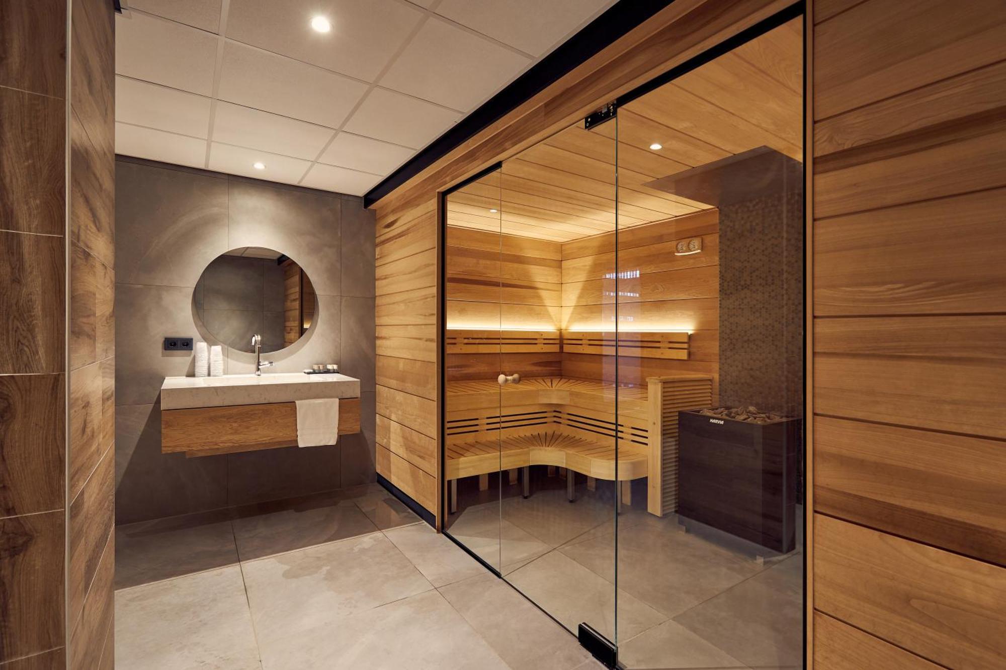 Hotel Der Valk 4*